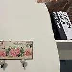 Rosa Homes The Pink - Quiet, Comfortable, Closeby Center Apartament Genua