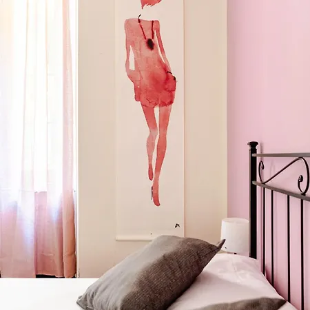 Rosa Homes The Pink - Quiet, Comfortable, Closeby Center Genova