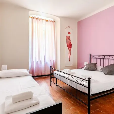 Rosa Homes The Pink - Quiet, Comfortable, Closeby Center Appartamento