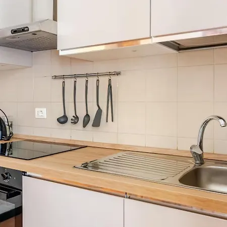 Appartamento Rosa Homes The Pink - Quiet, Comfortable, Closeby Center *