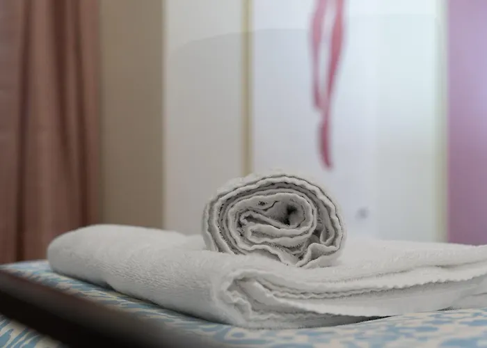 公寓 The Pink - Quiet, Comfortable, Closeby Center *